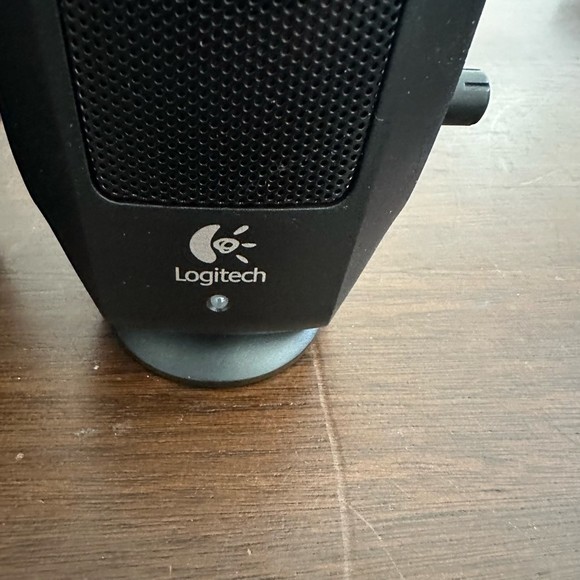 Logitech S120 Computer Speakers Multi Media Black Wired Tested Working 4.4 watts - Picture 6 of 7